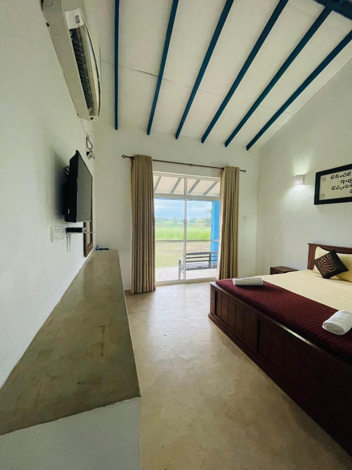Hotel Birdwing Sigiriya Esterno foto